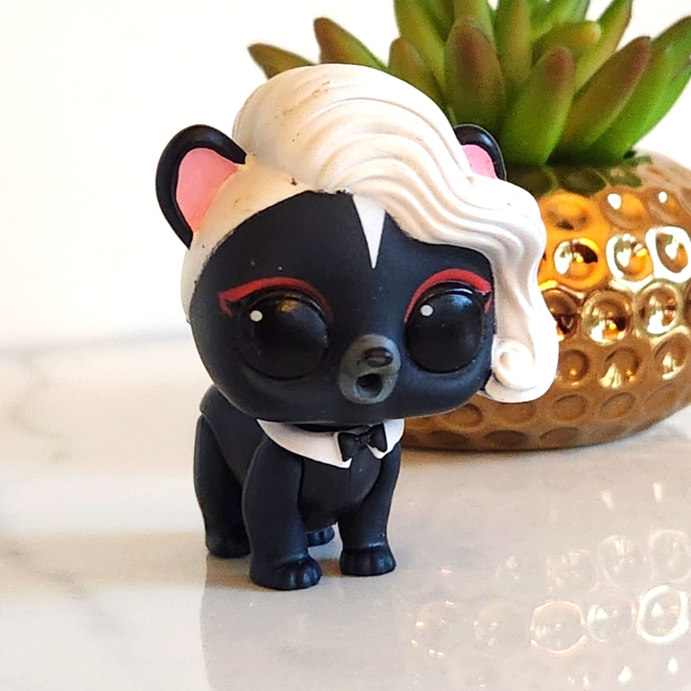 L.O.L Surprise Series Wave 2 Glam Club Black Stripe